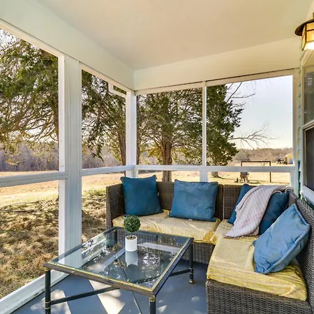 Cozy Ruckersville Vacation Rental On Working Farm!